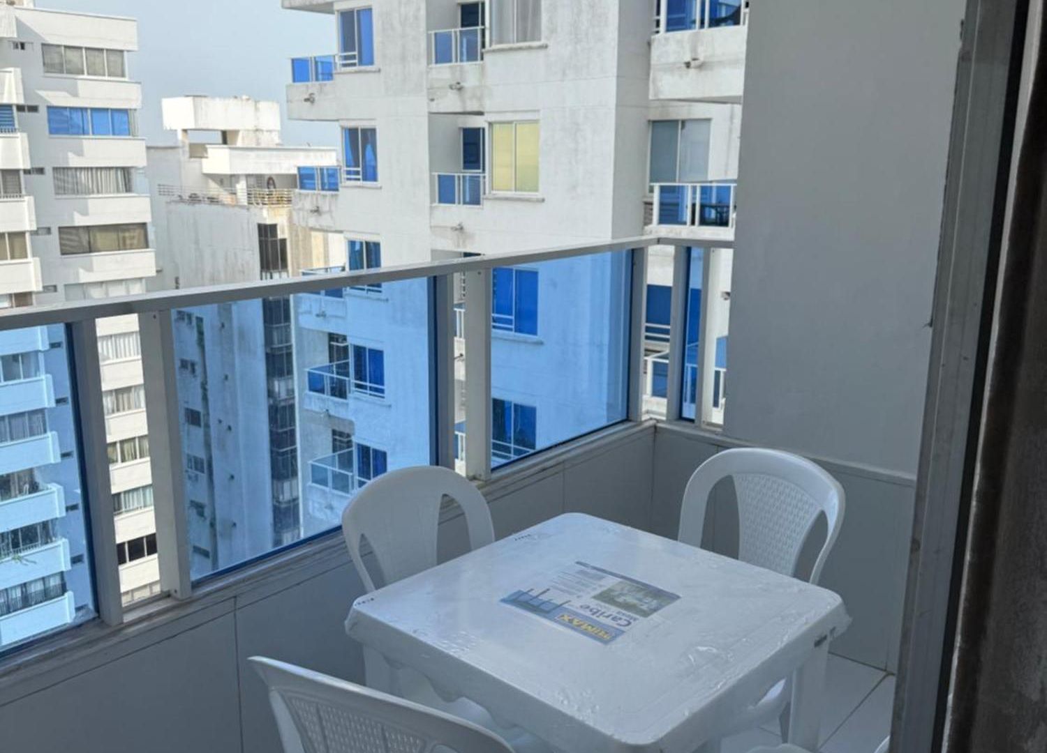 Aparta Estudio En Edificio Conquistador Apartamento *